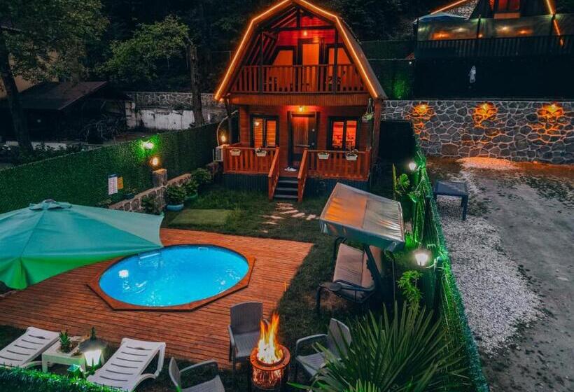 Пансион Sapanca Green Garden Tuna Ev Bungalov