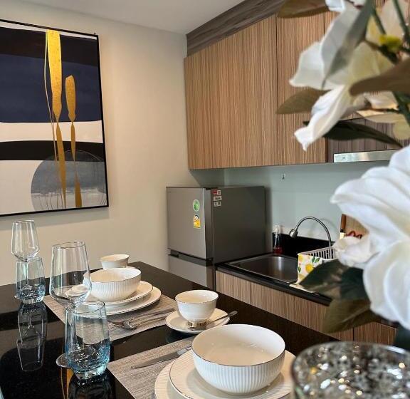 펜션 The Viva Patong