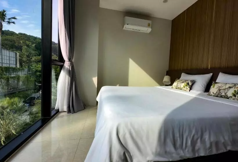 ペンション The Viva Patong