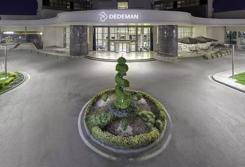 هتل Dedeman Tokat