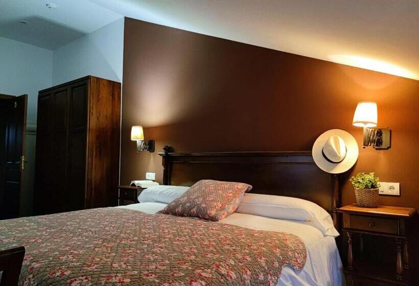 호텔 Las Casonas De Avellaneda