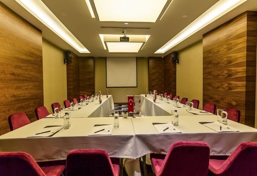 فندق Vista Boutique