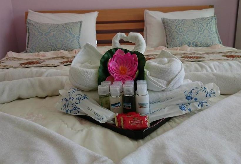 Khun Ohm Cha Am Resort