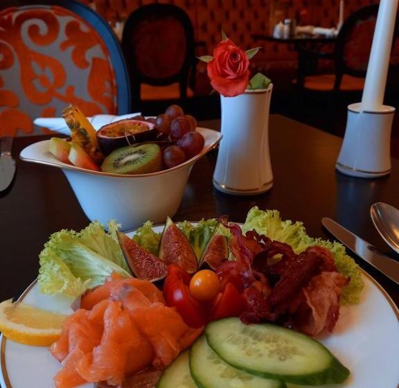 Spree Hotel In Der Altstadt