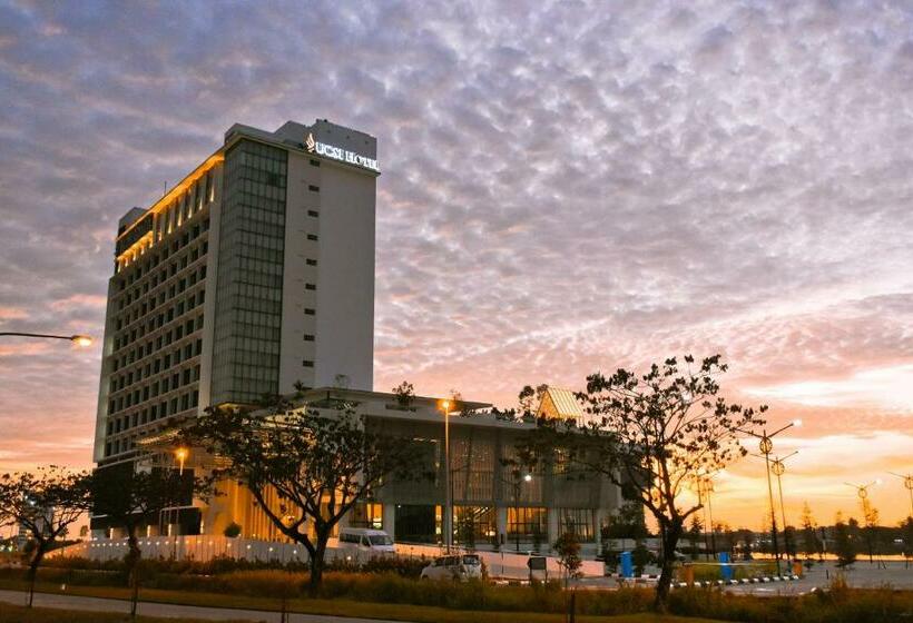 Ucsi Hotel Kuching