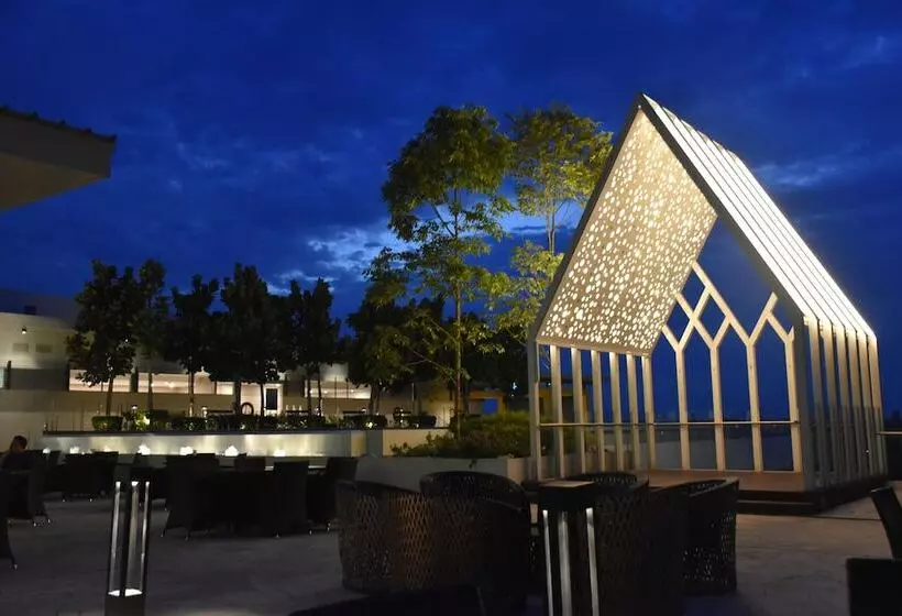 Ucsi Hotel Kuching