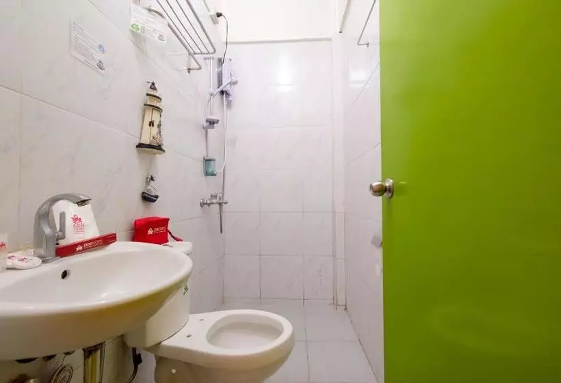 Zen Hostel Vicente Cruz Manila
