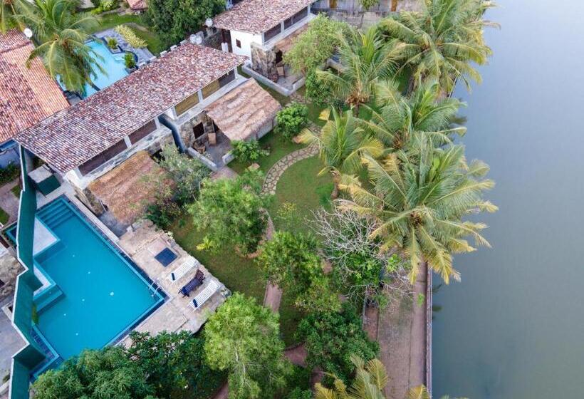 فندق Queens Mount Tri Villas