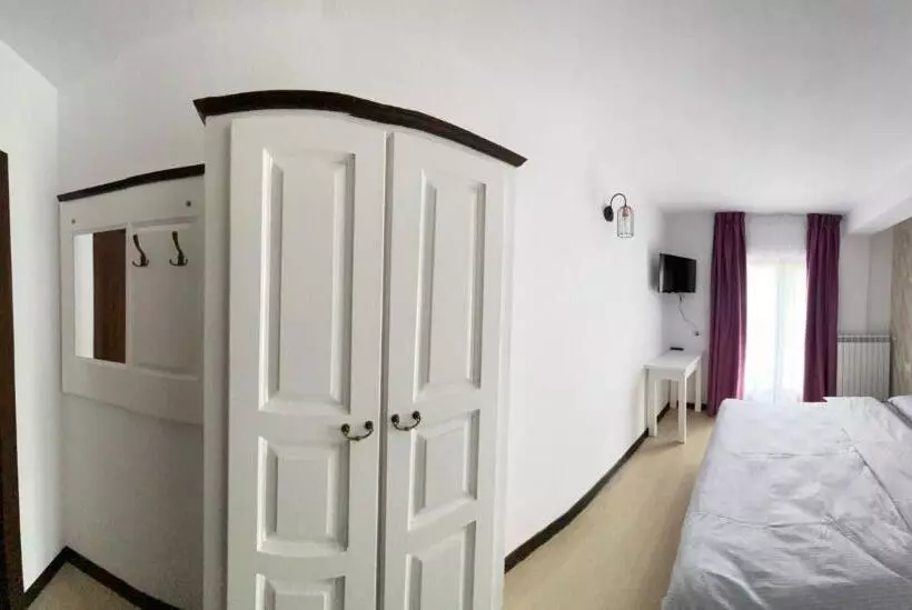 Pensjonat Casa Complex Borsa