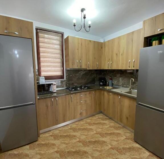 پانسیون Casa Complex Borsa