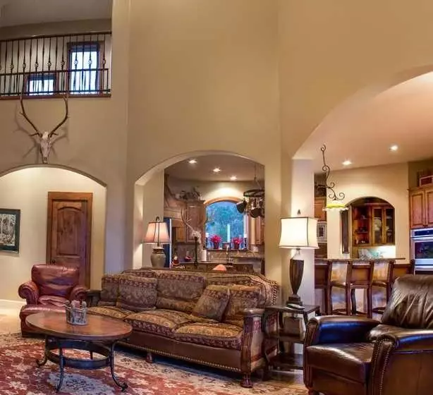 Majatalo Rockin  B Ranch Summit House