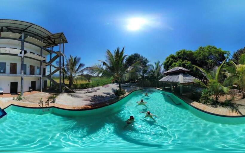 Wild Fortress Hotel Sigiriya