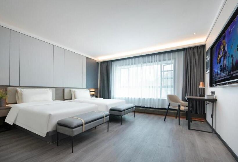 Atour X Hotel Ningbo Railway Station North Square