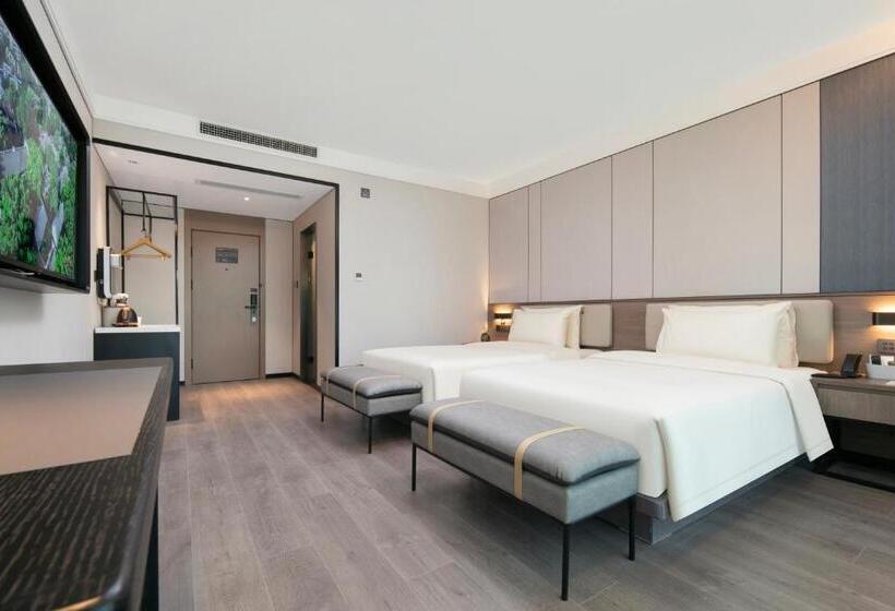 Atour X Hotel Ningbo Railway Station North Square