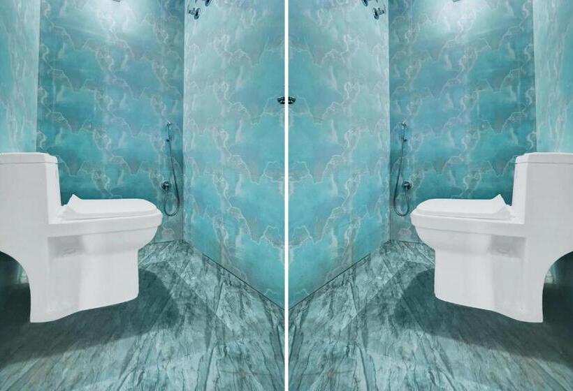 Oyo Flagship Hotel R.b Inn