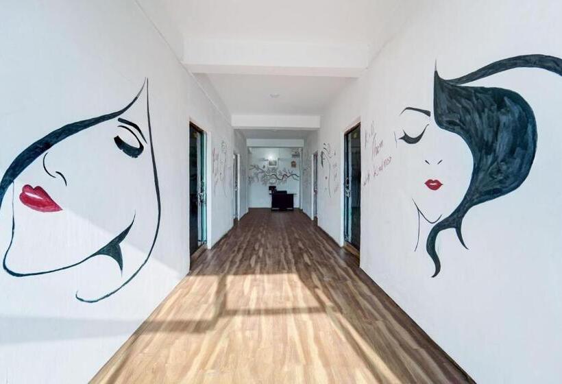 Oyo Flagship Hotel R.b Inn