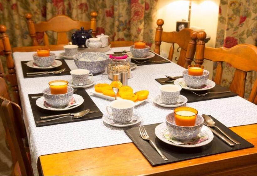 Bed and Breakfast Oldfields