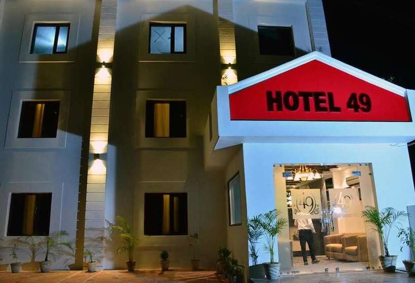 Hotel 49