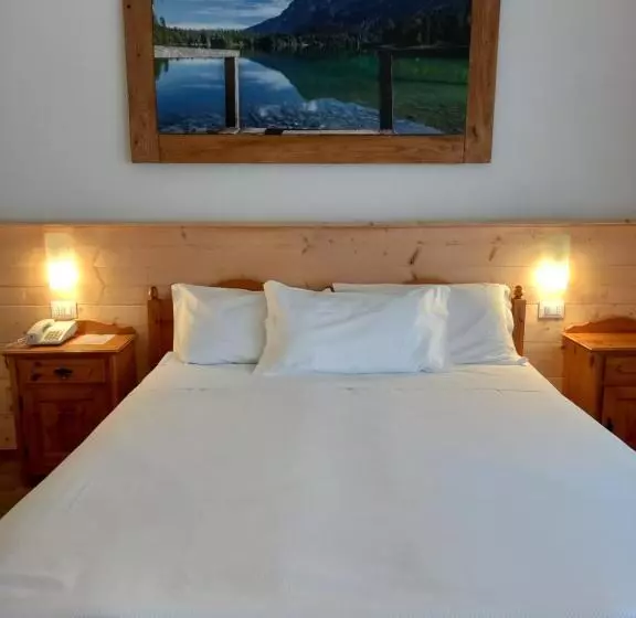 ホテル Albergo Scoiattolo