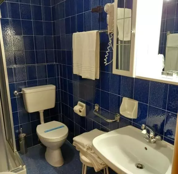 ホテル Albergo Scoiattolo