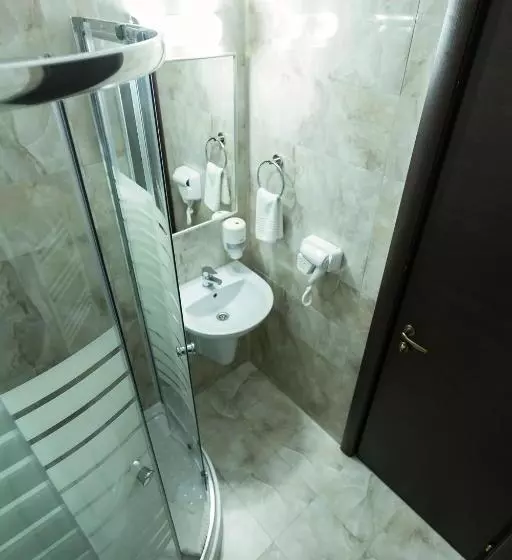 هتل Express Residence