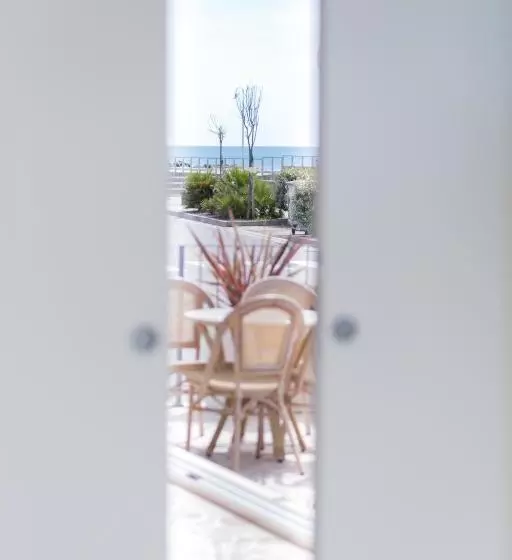 ホテル Turismo Europa