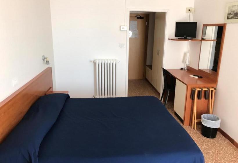 酒店 Turismo Europa