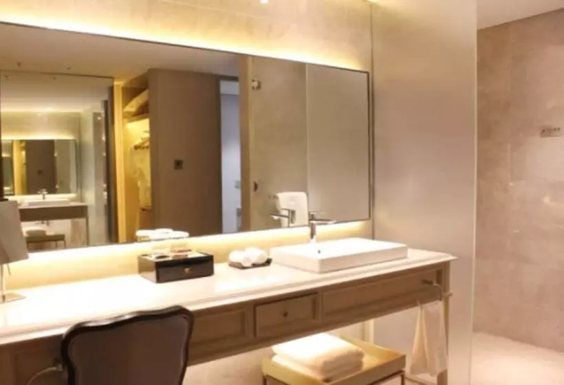Hotel Weihaiwei