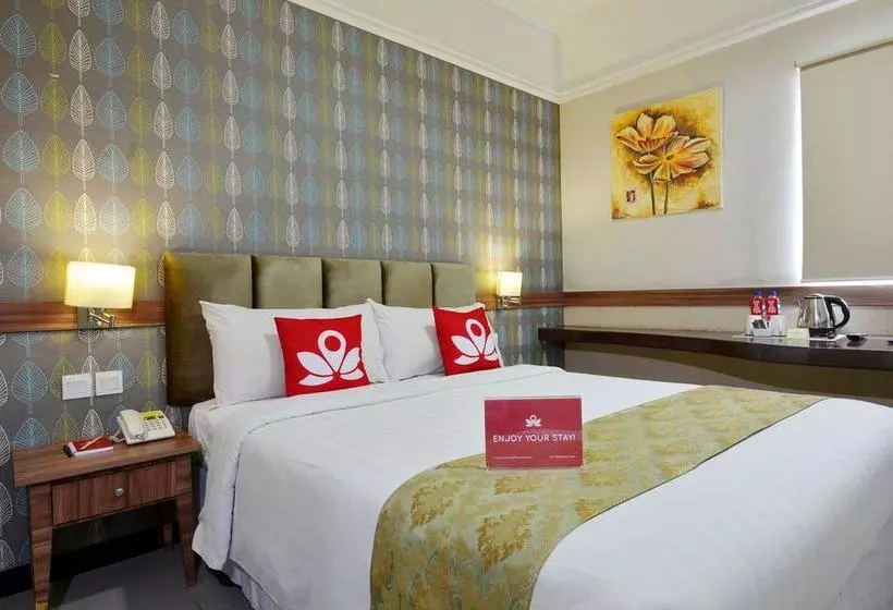 Hotel Zen Rooms Singosaren