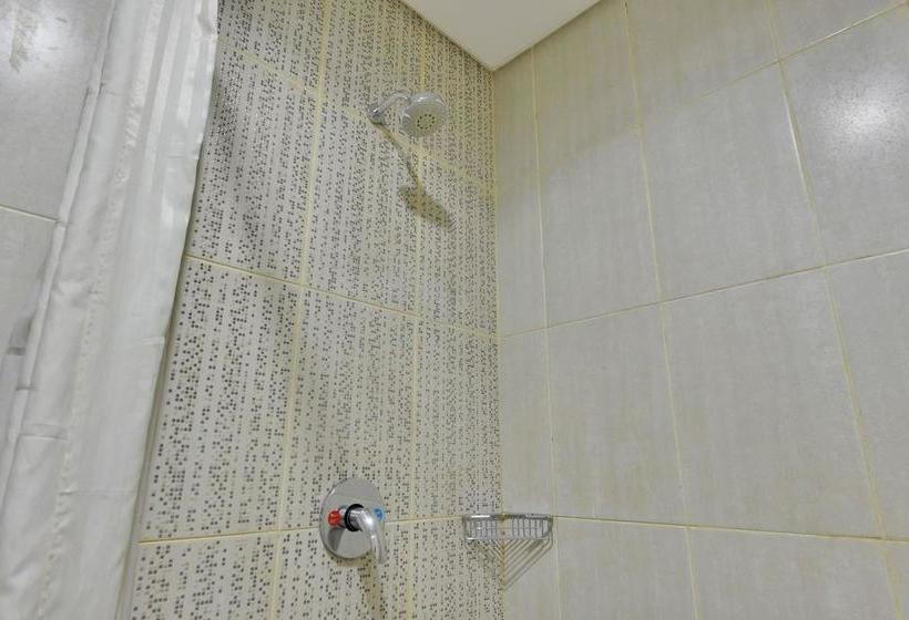 Szálloda Zen Rooms Singosaren