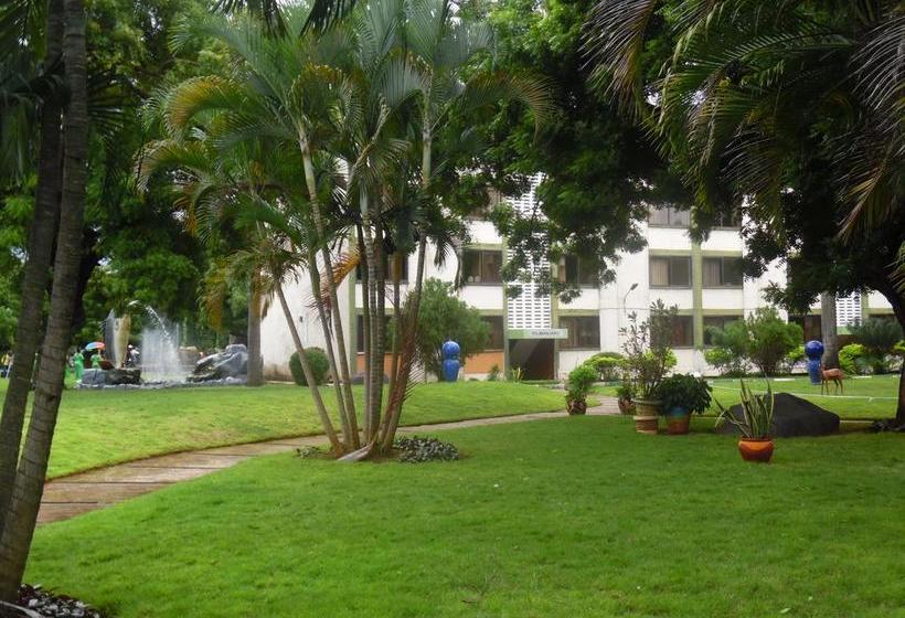 هتل Lamada Apartments