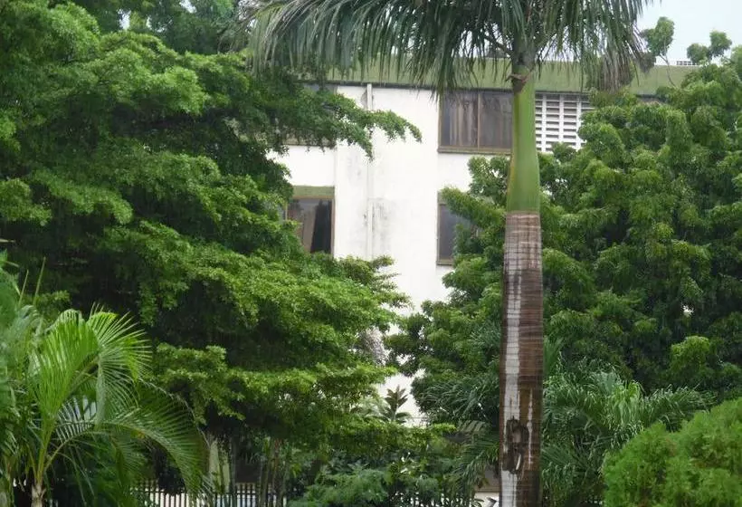 هتل Lamada Apartments