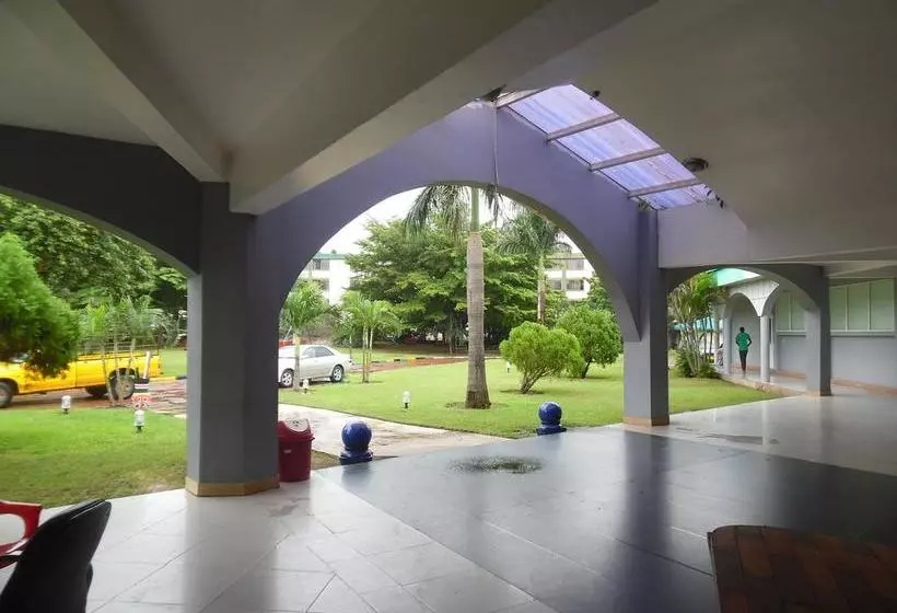 هتل Lamada Apartments