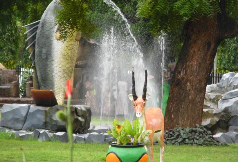 هتل Lamada Apartments