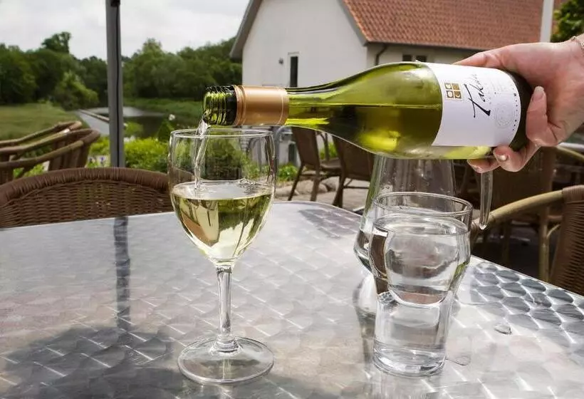 ホテル Brobyværk Kro