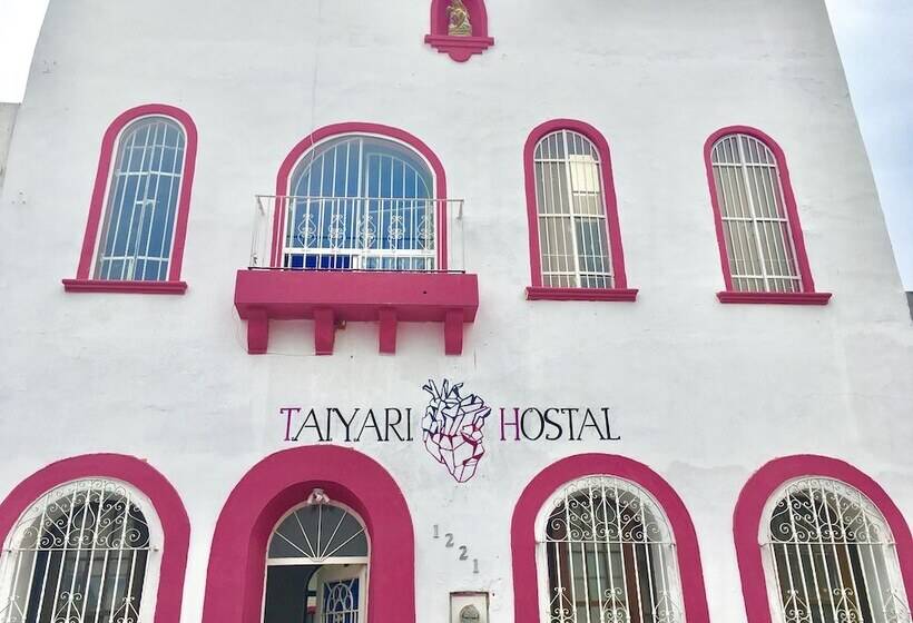 ユースホステル Taiyari Hostal