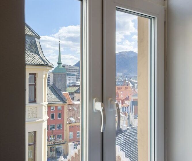 Bergen Harbour Hotel, Worldhotels Crafted