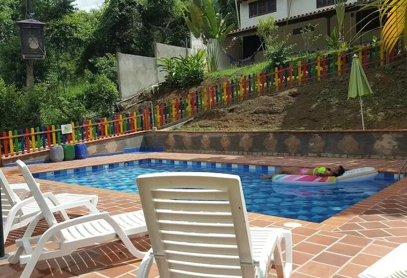 ホテル Campestre Villa Lucila