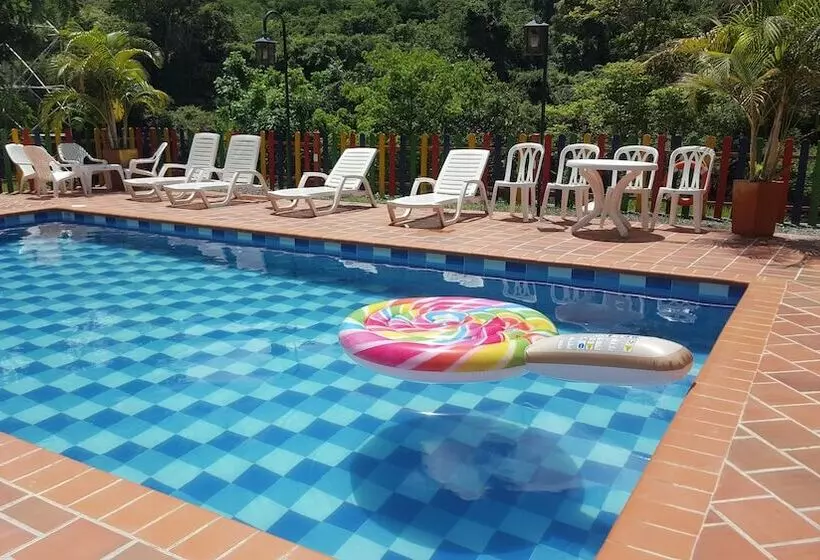 ホテル Campestre Villa Lucila