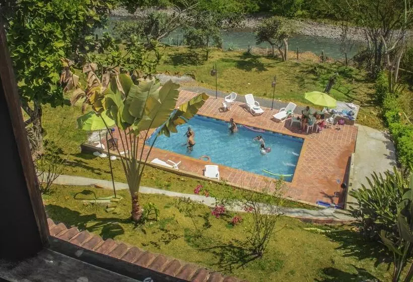 ホテル Campestre Villa Lucila