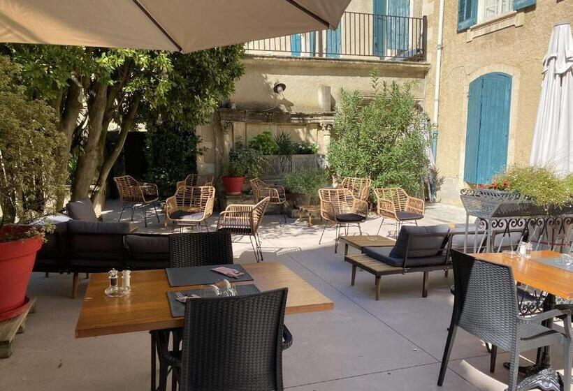 ホテル Château De Servanes