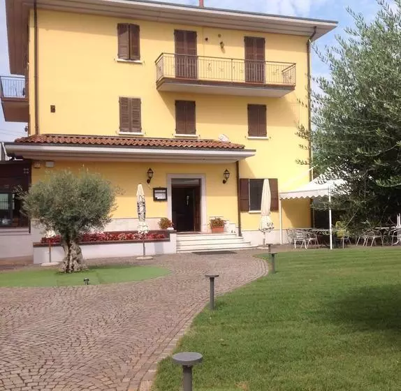 هتل Colombera Rossa