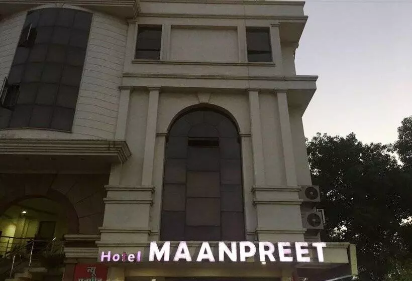 ホテル Maanpreet