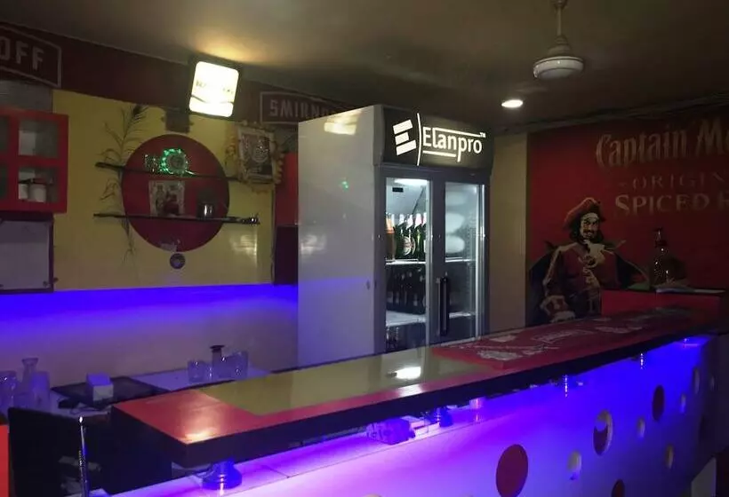 ホテル Maanpreet