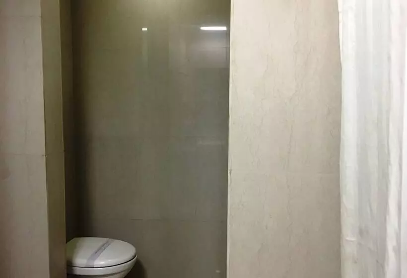 ホテル Maanpreet