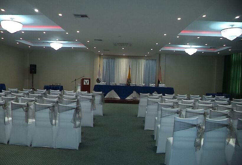 ホテル Los Almendros