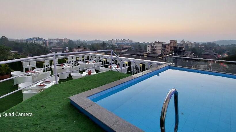 Hotelli Orion Premiere