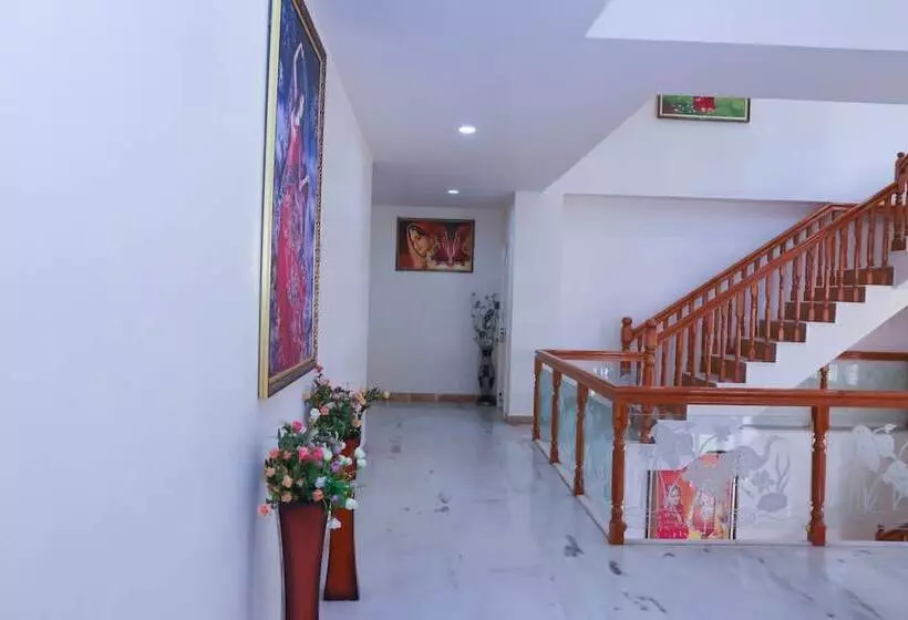 ホテル Oyo Apartments Near Balaji Colony