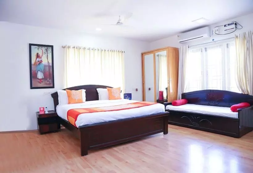ホテル Oyo Apartments Near Balaji Colony