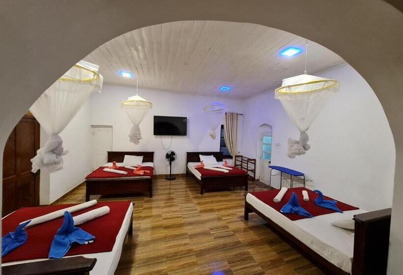 هتل Serendib Hill